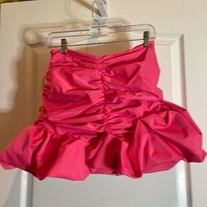 🩷🎀DO+BE hot pink puffy skirt with side, zip medium waist 26 Length 15  NWT🛍️